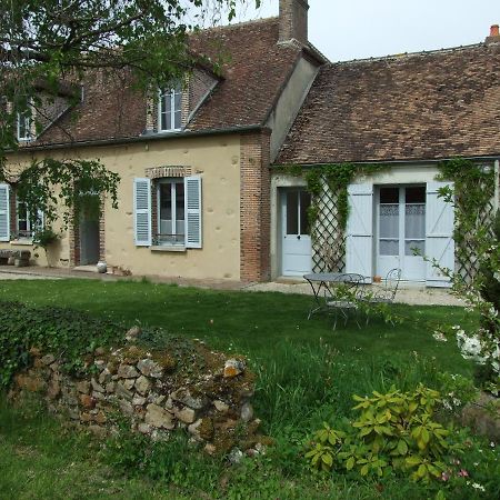 Le Saule Argente Villa La Villeneuve-au-Châtelot Exterior foto