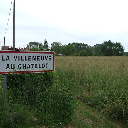Le Saule Argente Villa La Villeneuve-au-Châtelot Exterior foto
