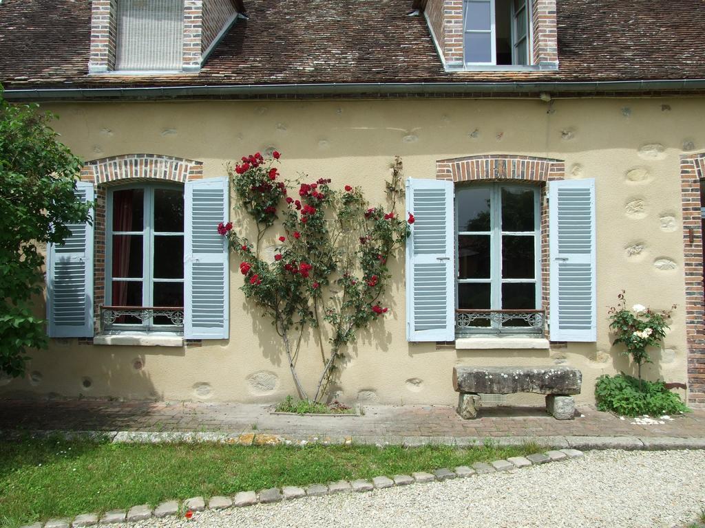 Le Saule Argente Villa La Villeneuve-au-Châtelot Exterior foto
